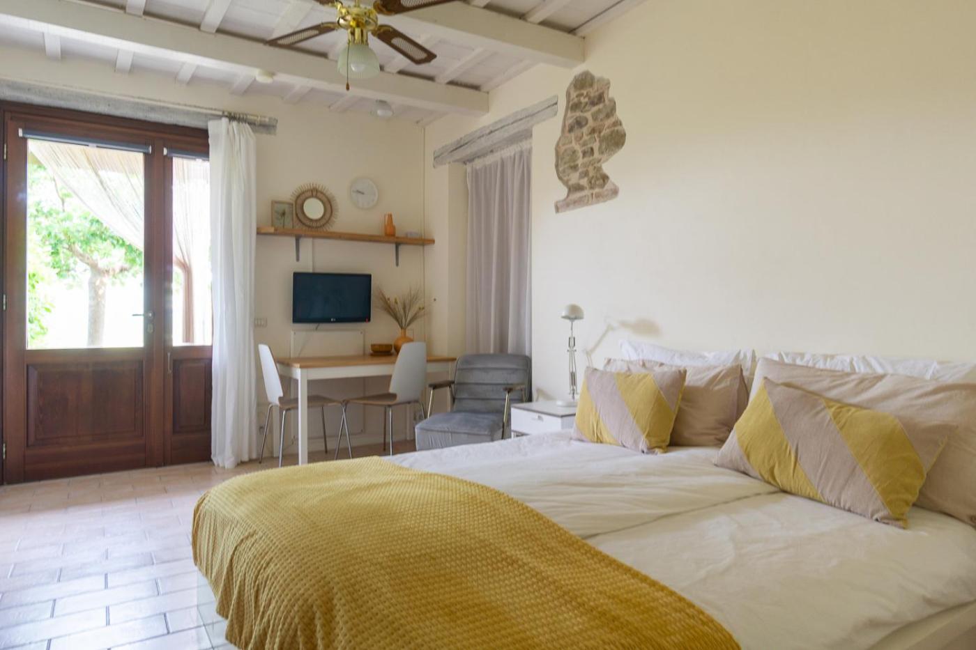 Rosa Nel Pozzo Apartments And B&B San Pietro  Buitenkant foto